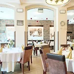 Stara Szkola Boutique 3* Wronki (Greater Poland)