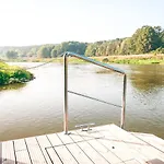 Stara Szkola Boutique Отель 3*