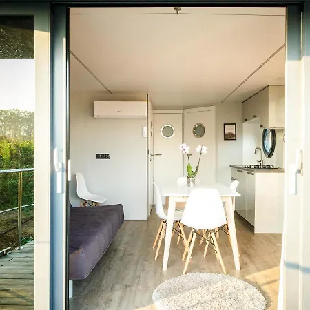 Hotel Stara Szkola Boutique Wronki (Greater Poland)