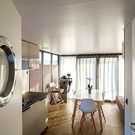 Stara Szkola Boutique Hotel Wronki (Greater Poland)