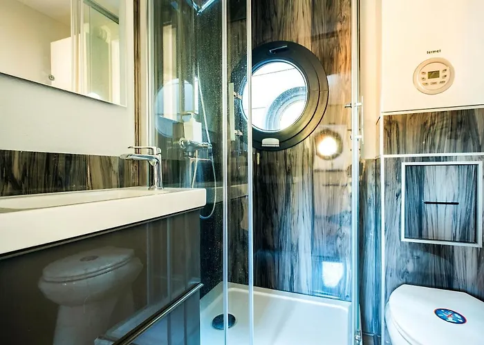 Stara Szkola Boutique