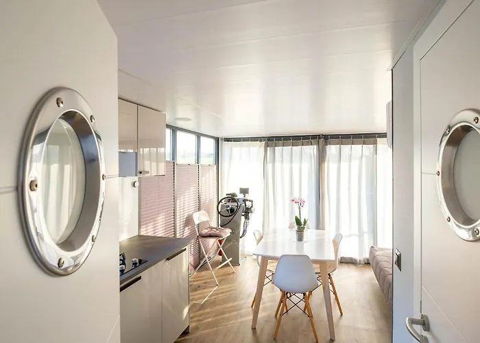 Отель Stara Szkola Boutique 3*