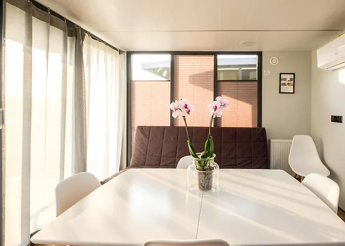 Stara Szkola Boutique Hotel