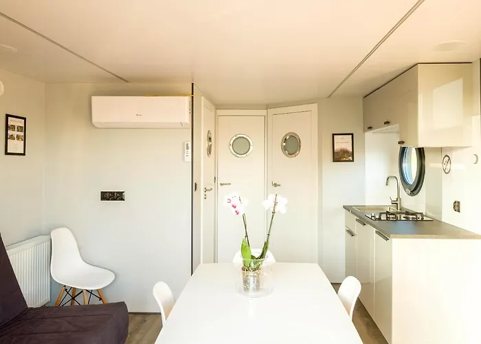 Stara Szkola Boutique Wronki (Greater Poland)